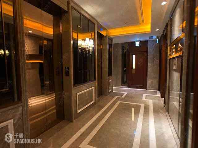 Wan Chai - The Avenue Phase 2 Block 1 02