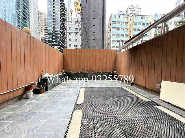 Sai Ying Pun - Hang Yue Building 01