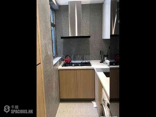 West Kowloon - Sorrento Phase 1 Block 3 04