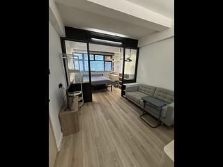 Central - 67, Hollywood Road 03