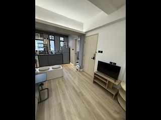 Central - 67, Hollywood Road 04
