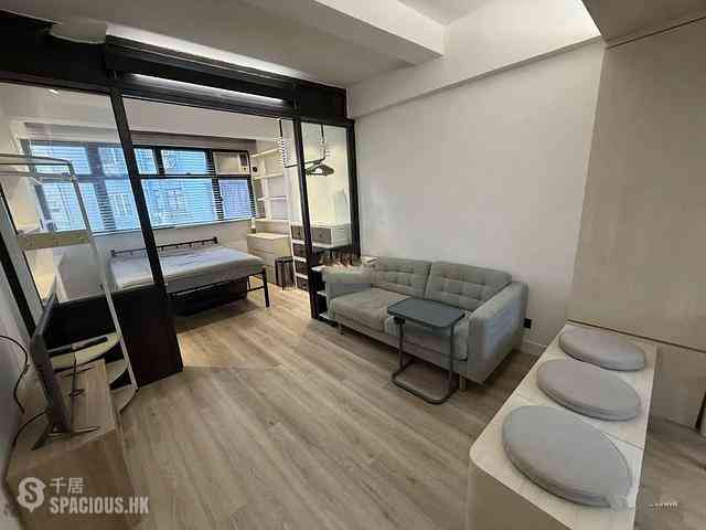 Central - 67, Hollywood Road 08