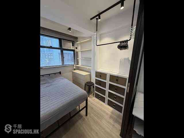 Central - 67, Hollywood Road 10