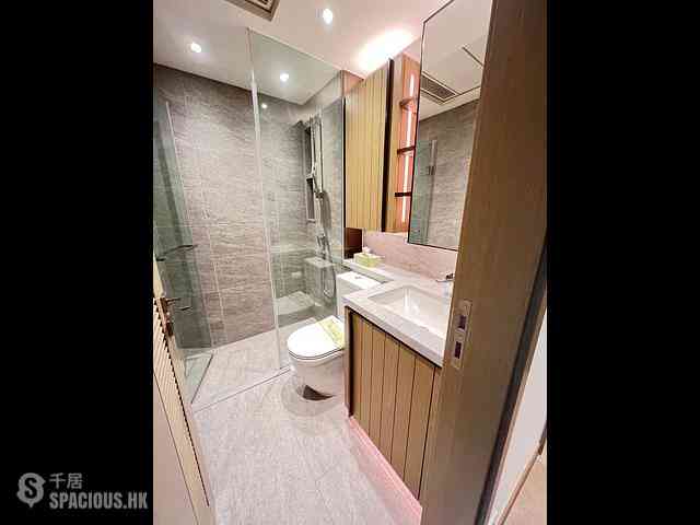 Tin Shui Wai - Wetland Seasons Bay Phase 1 Tower 3B 07