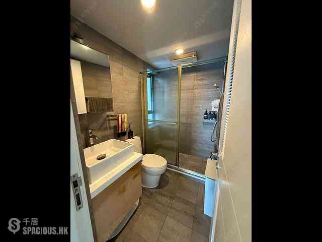 Tai Kok Tsui - The Long Beach Tower 6 02