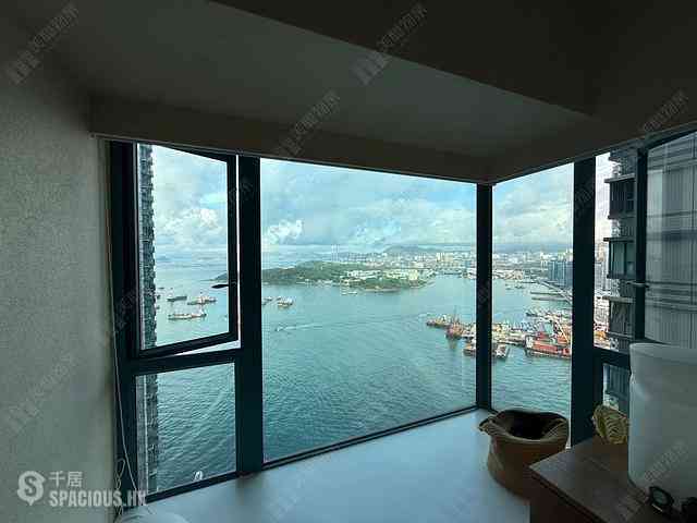 Tai Kok Tsui - The Long Beach Tower 6 03