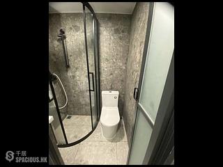 Sheung Wan - 100-102, Des Voeux Road West 03