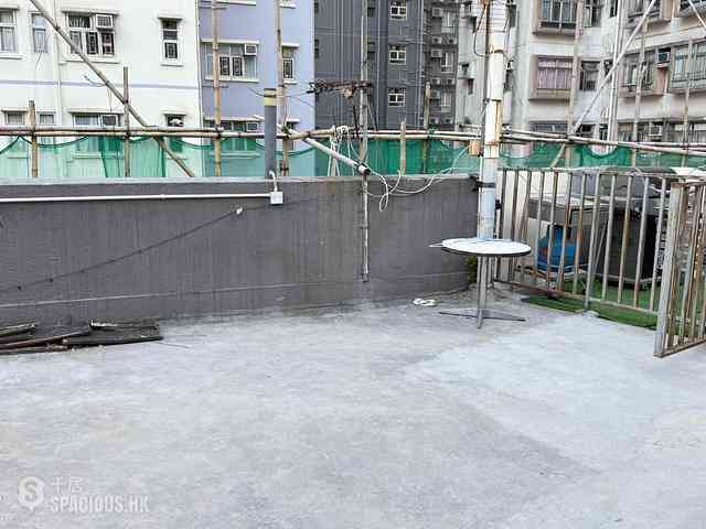 Sai Ying Pun - Nam Cheong House 01