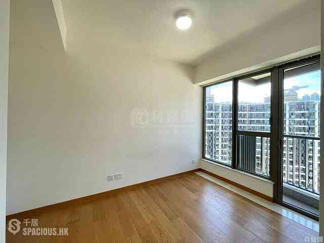 Tseung Kwan O - The Papillons Block 3 01