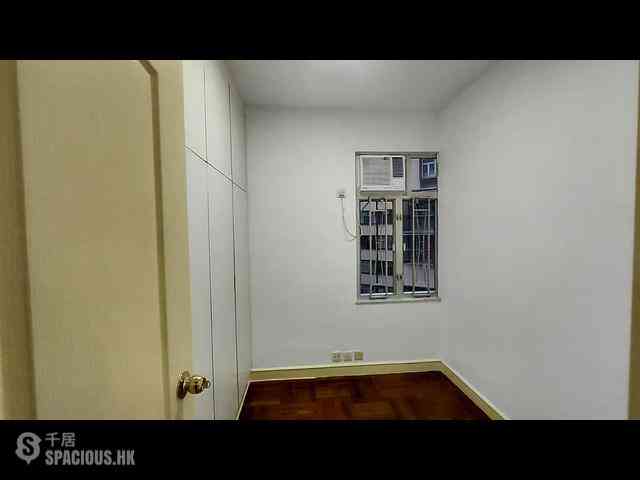 Fortress Hill - North Point Centre Block A 06