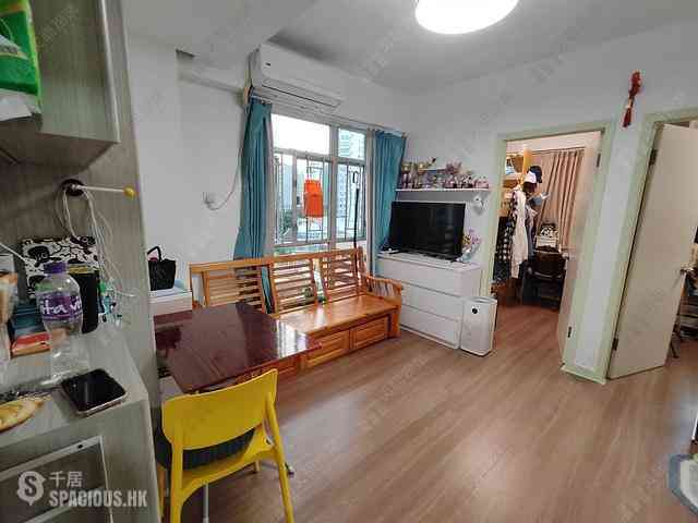 Tsuen Wan - Tsuen Wan Garden Lucky Court (Block D) 02