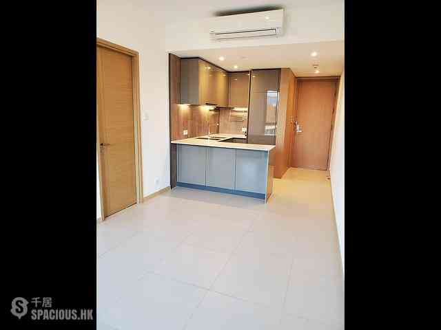 Gold Coast / So Kwun Wat - The Bloomsway The Laguna Tower 3 07
