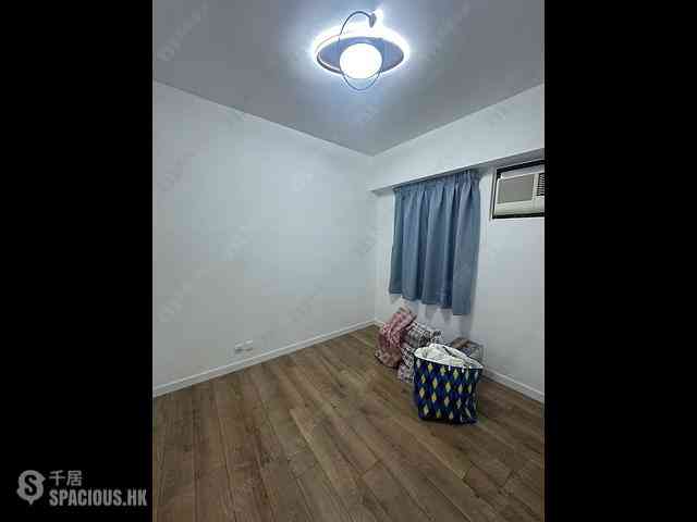 Sai Ying Pun - Ka Fu Building 08
