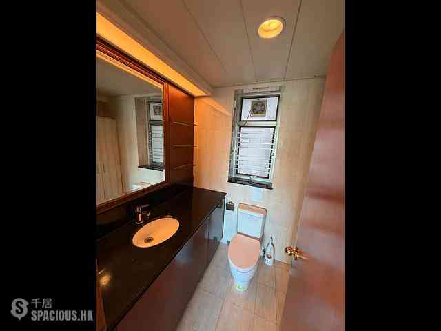 West Kowloon - Sorrento Phase 1 Block 6 05