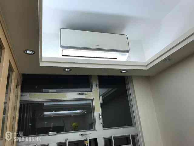 Shau Kei Wan - Fu King Building 08
