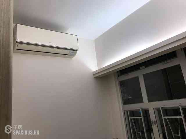 Shau Kei Wan - Fu King Building 07