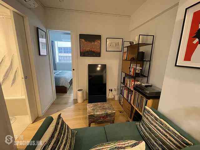 Sheung Wan - Winsome House 01