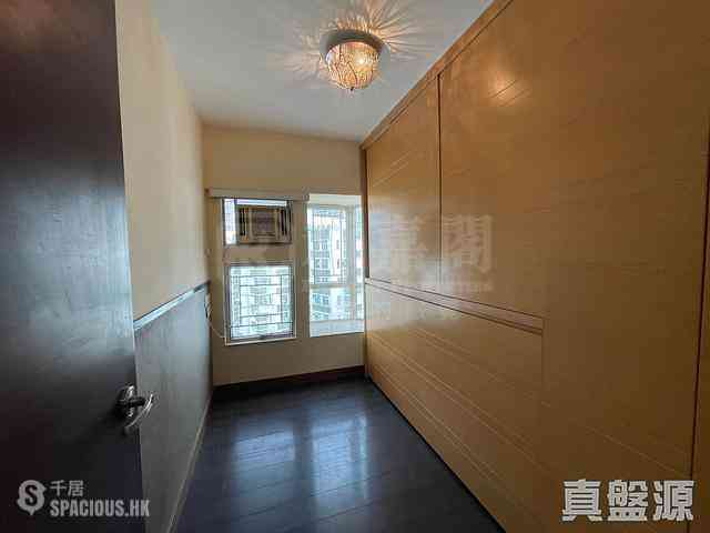 Quarry Bay - Mount Parker Lodge 05