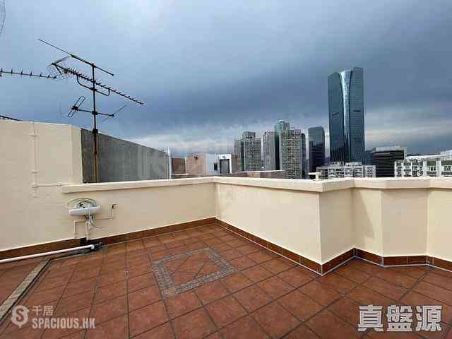 Quarry Bay - Mount Parker Lodge 13