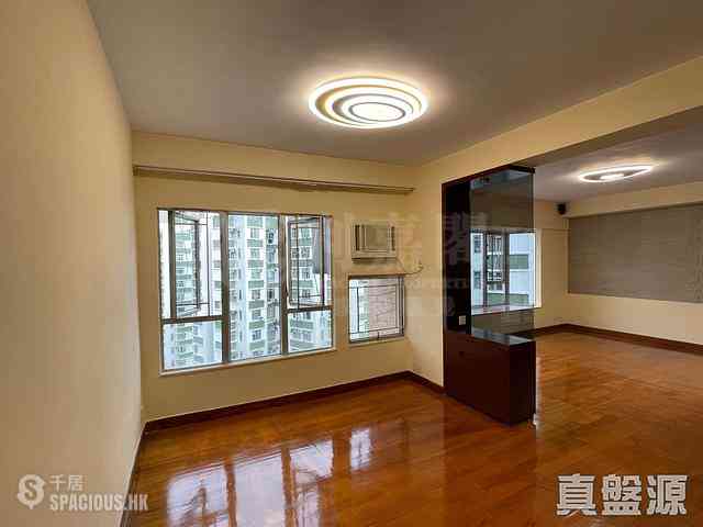 Quarry Bay - Mount Parker Lodge 02