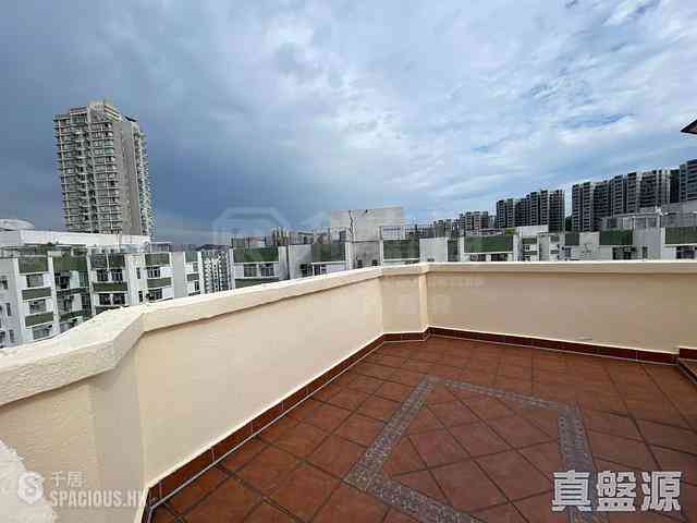 Quarry Bay - Mount Parker Lodge 01