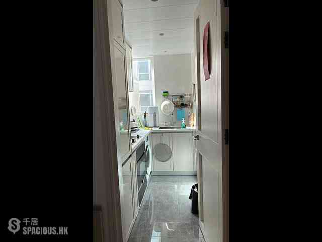 Tseung Kwan O - Monterey Block 6B 08