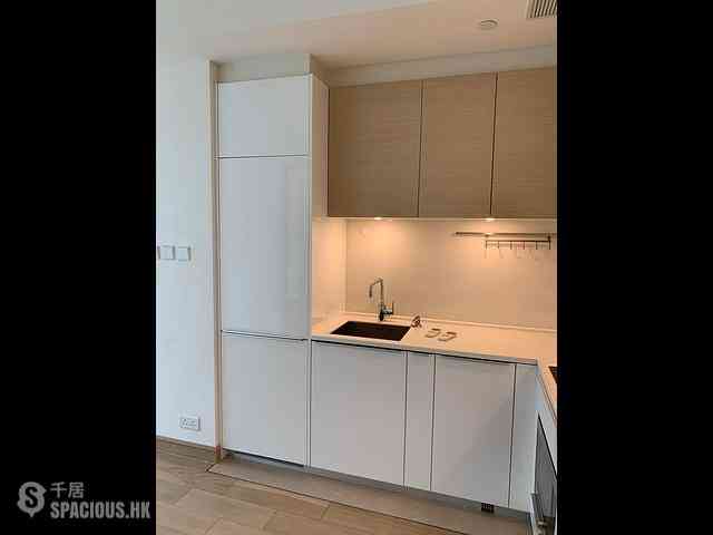 Tseung Kwan O - The Parkside Block 3 02