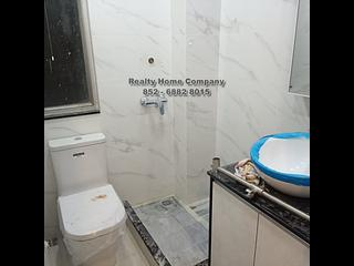 Sai Ying Pun - Tak Yan Building 02