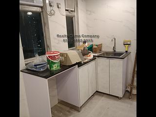 Sai Ying Pun - Tak Yan Building 03