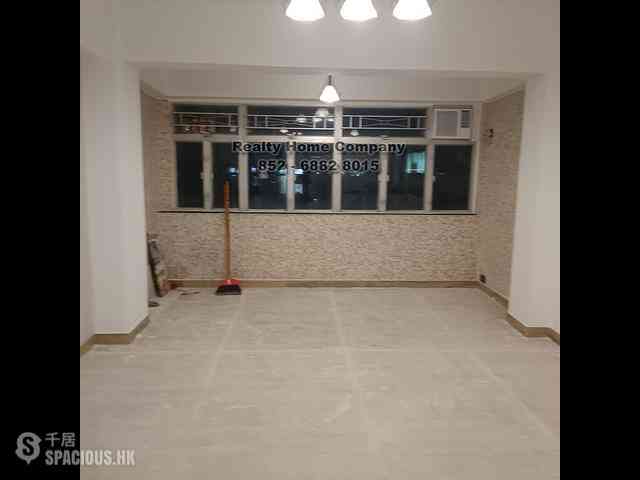 Sai Ying Pun - Tak Yan Building 05