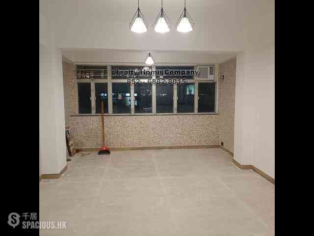 Sai Ying Pun - Tak Yan Building 08