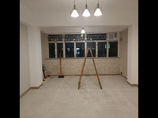 Sai Ying Pun - Tak Yan Building 02