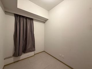 Yuen Long - Atrium House 04