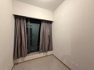 Yuen Long - Atrium House 07