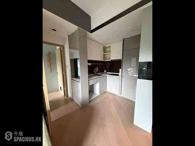 Tuen Mun - Mount Regency Phase 2 Tower 2A 03
