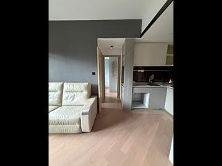 Tuen Mun - Mount Regency Phase 2 Tower 2A 04