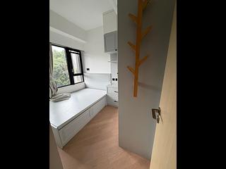 Tuen Mun - Mount Regency Phase 2 Tower 2A 06