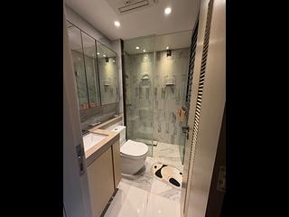 Tuen Mun - Mount Regency Phase 2 Tower 2A 11