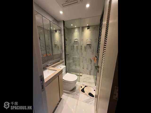 Tuen Mun - Mount Regency Phase 2 Tower 2A 11