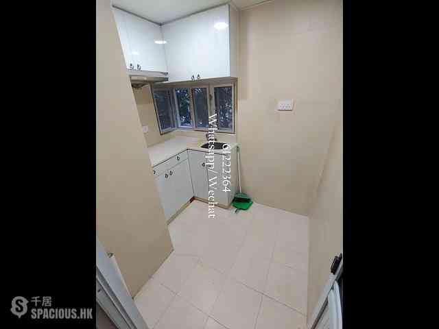 Sai Ying Pun - 15, Pok Fu Lam Road 12