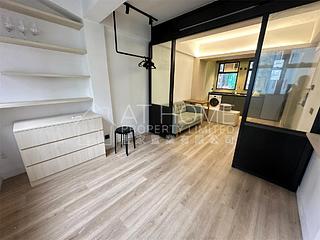 Central - 67, Hollywood Road 03