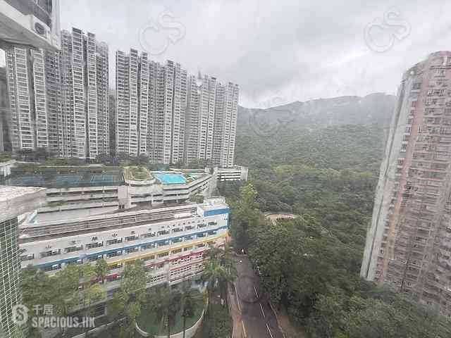 Quarry Bay - Nan Fung Sun Chuen Block 6 09