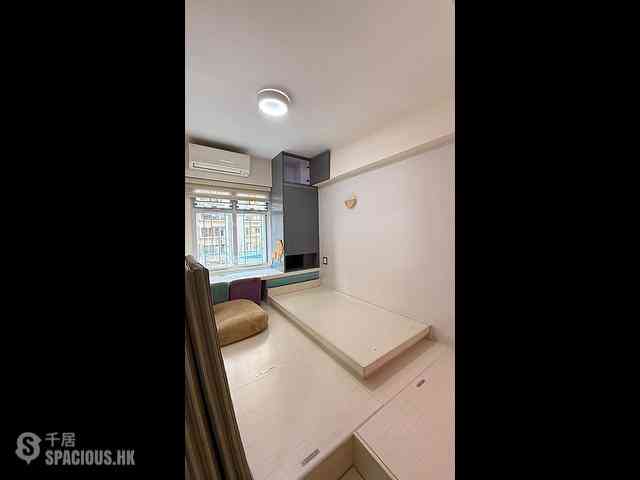 Sai Ying Pun - 49-49A, Bonham Road 01