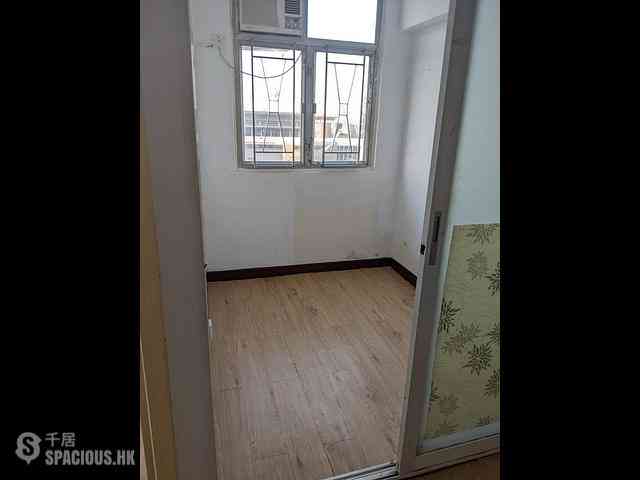 Sai Ying Pun - On Shun Mansion 02