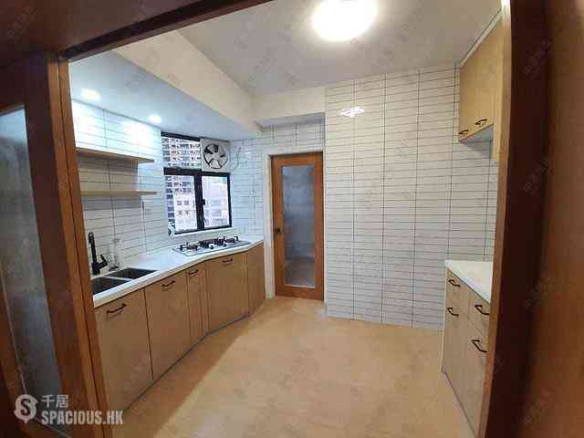 Mid Levels West - Lyttelton Garden Block 2 12