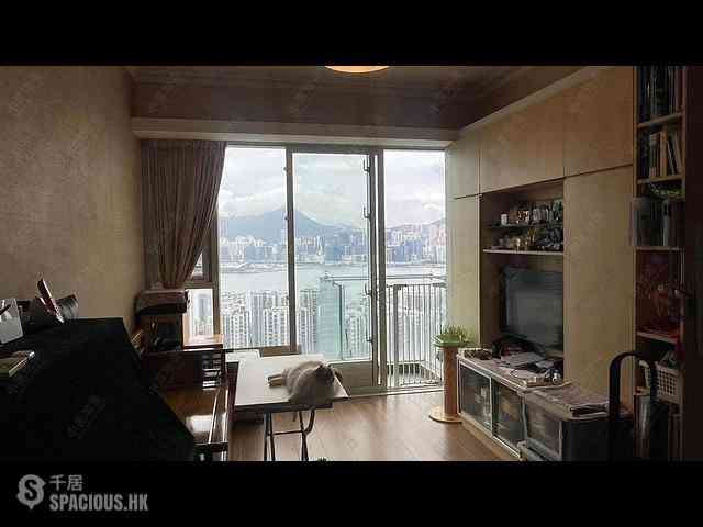 Quarry Bay - The Orchards Block 1 01