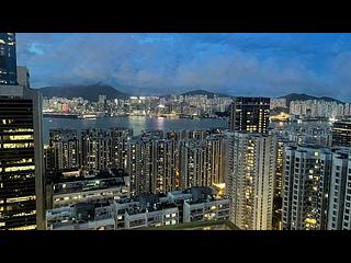Quarry Bay - The Orchards Block 1 02