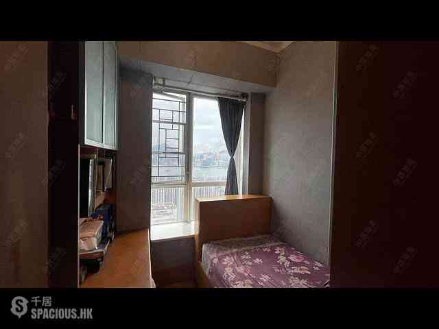 Quarry Bay - The Orchards Block 1 09