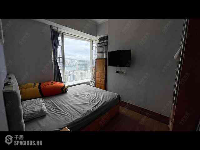 Quarry Bay - The Orchards Block 1 10