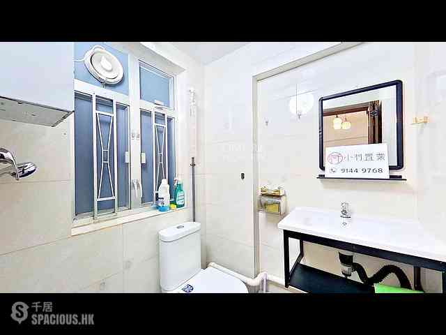 Quarry Bay - Tai Lung House 06